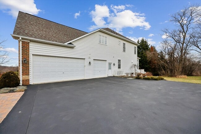 Building Photo - 21816 Gaithers Meadow Ln