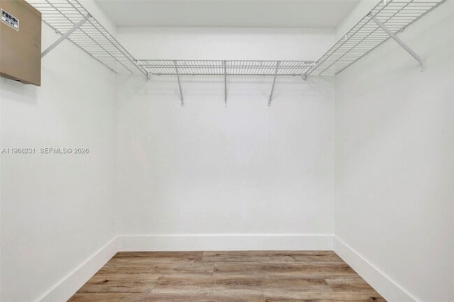 Building Photo - 1351 SW 125th Ave