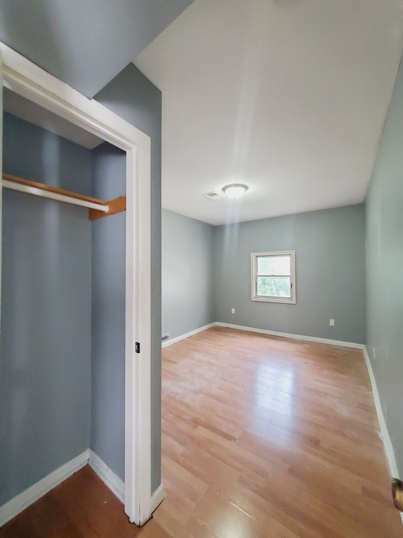 Building Photo - 111 Myrtle Ave