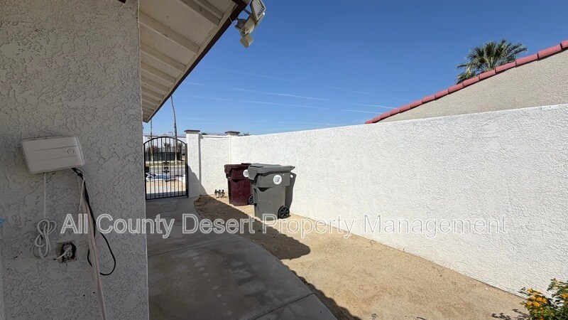 Building Photo - 79891 Ave 42