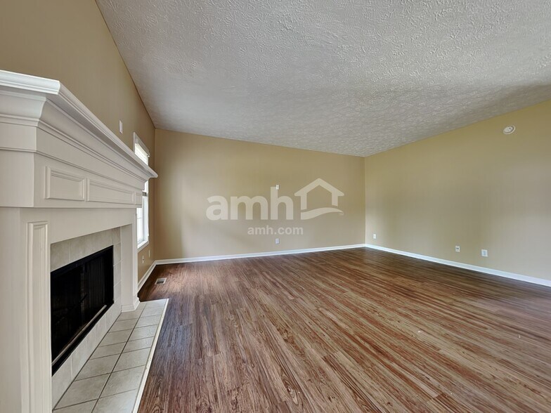 Building Photo - 3810 Brasseur Ln