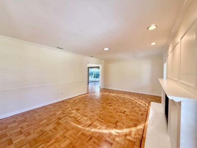 Building Photo - 3103 Cocos Rd