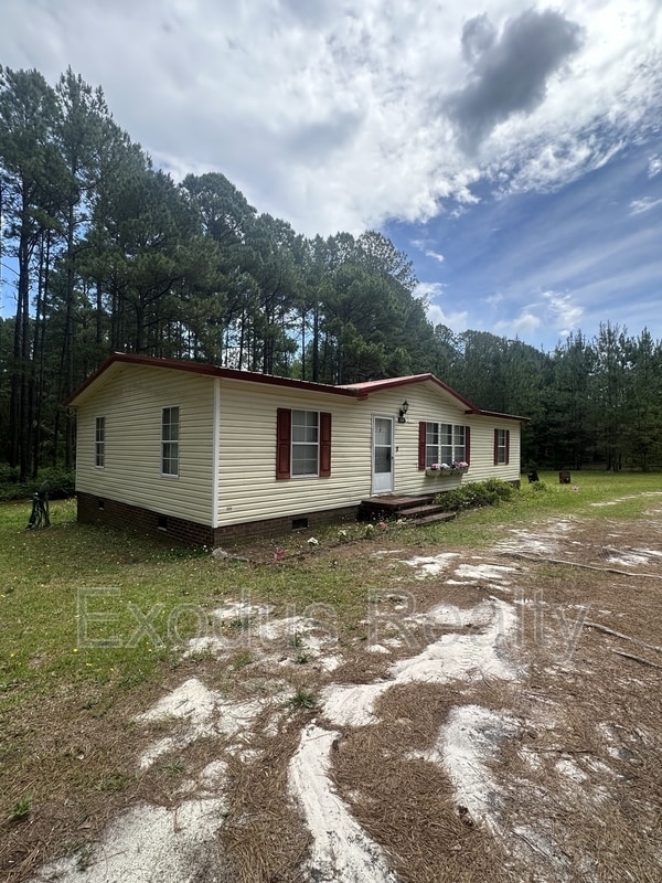 Building Photo - 154 Roping Ln