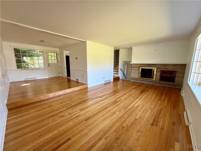 Building Photo - 106 Erregger Rd