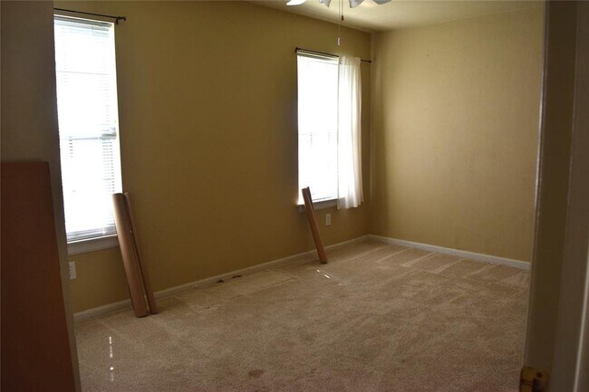 Building Photo - 2029 Reef Dr