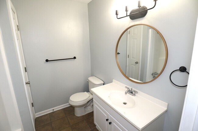 Building Photo - 2 Bed 1.5 Bath in Mepkin Place in West Ashley!