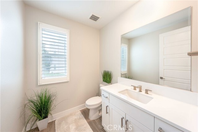 Building Photo - 217 Chorus