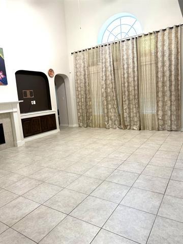 Building Photo - 3117 Summer Dr