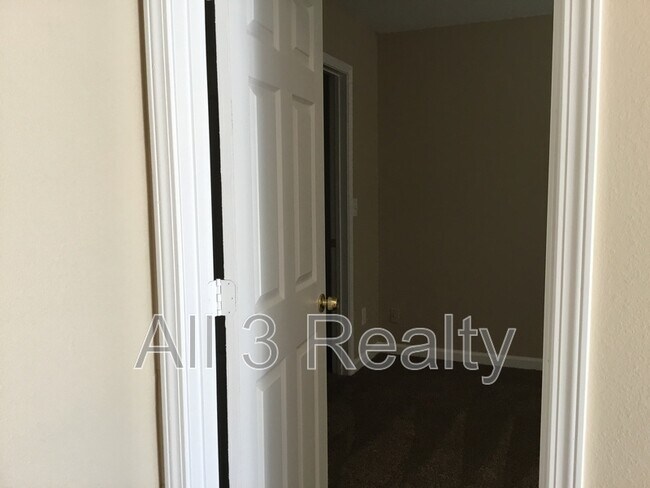 Building Photo - 4132 Ravenwood Ct