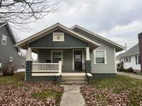 Building Photo - 1725 S Union St