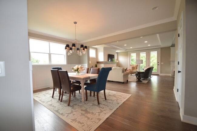 Building Photo - 9324 Old Plainfield Rd