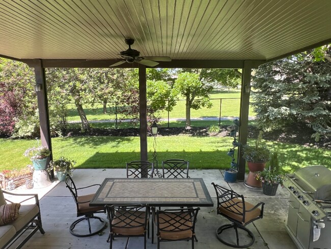 Building Photo - 2281 N 1420 W