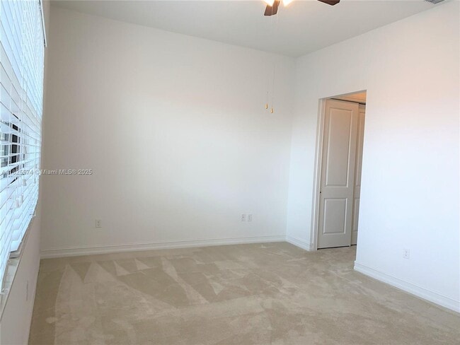 Building Photo - 11717 SW 13th Ct