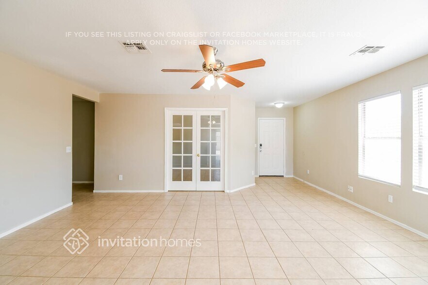 Building Photo - 10863 E Forge Cir