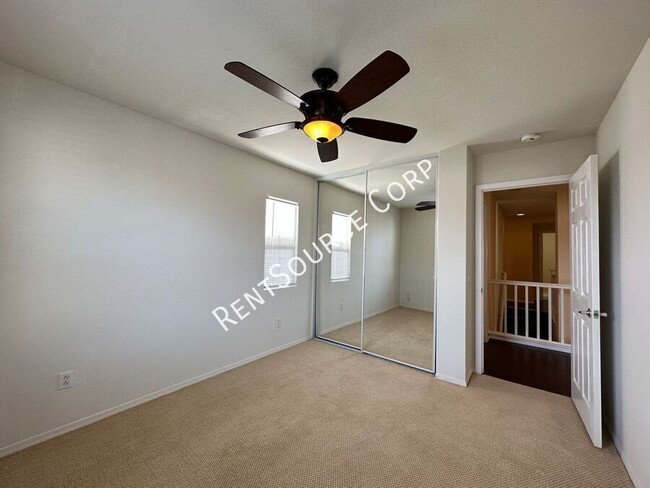 Building Photo - 23703 Stagecoach Way