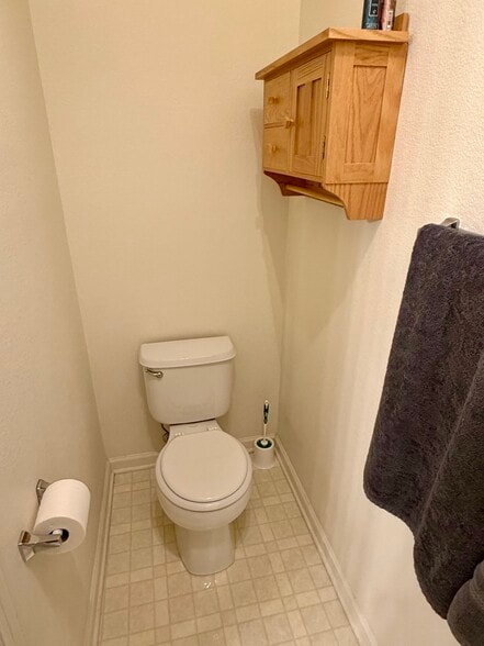 Master Bathroom - 5151 29th St