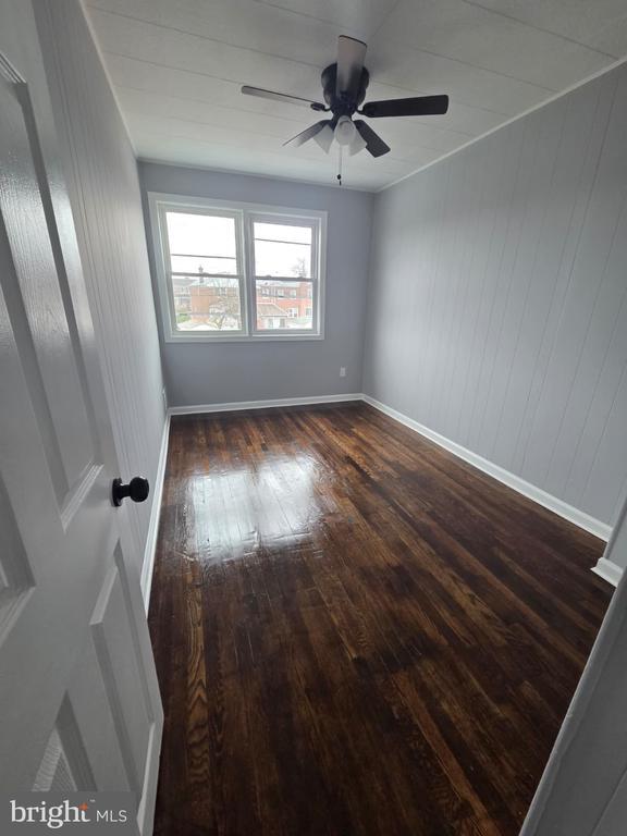 Building Photo - 7545 Ives Ln