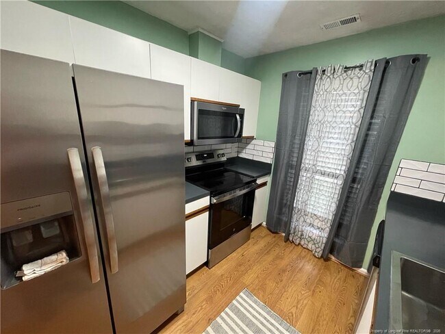 Building Photo - 2105 Wexford Oaks Ct