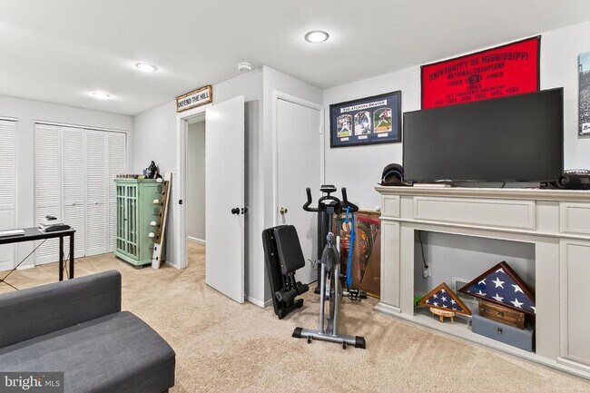 Building Photo - 8614 Arley Dr