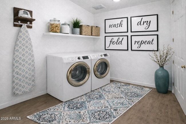 Building Photo - 17871 W Straight Arrow Ln