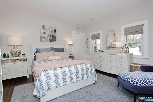 Building Photo - 2 Maysenger Rd