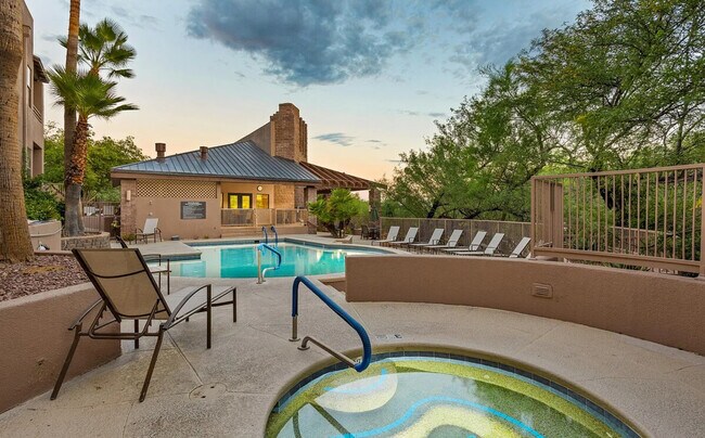 Building Photo - 6655 N Canyon Crest Dr