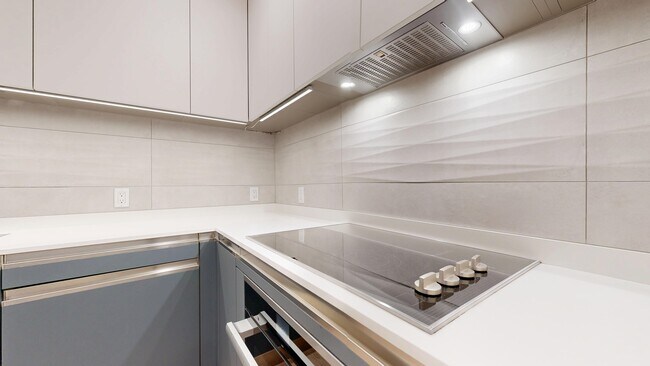 Building Photo - 606 Capp St