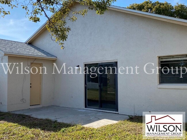 Building Photo - 1441 Bridlebrook Dr