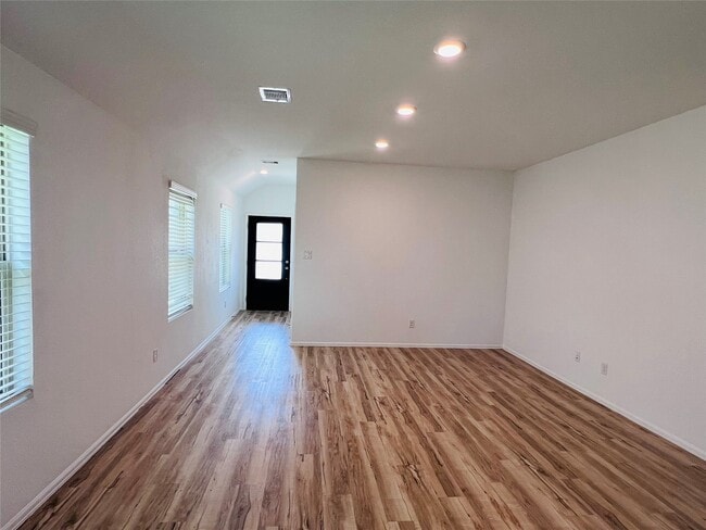 Building Photo - 5827 Dry Brush Pl