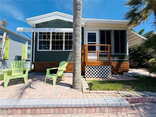 Building Photo - 10851 S Ocean Dr