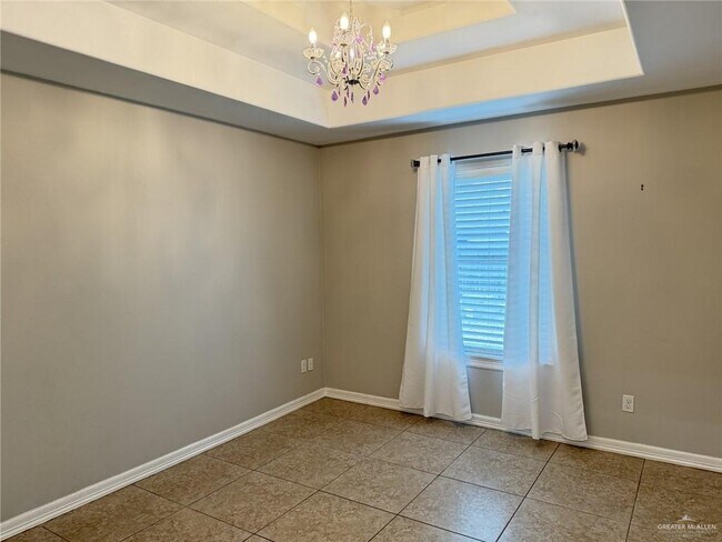 Building Photo - 1309 W Ricco St