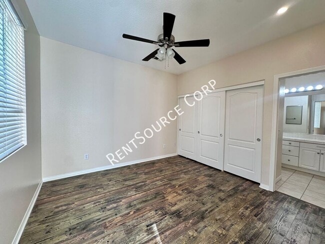 Building Photo - 16339 Mountain Ln