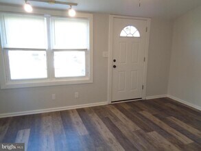 Building Photo - 7150 Eastbrook Ave