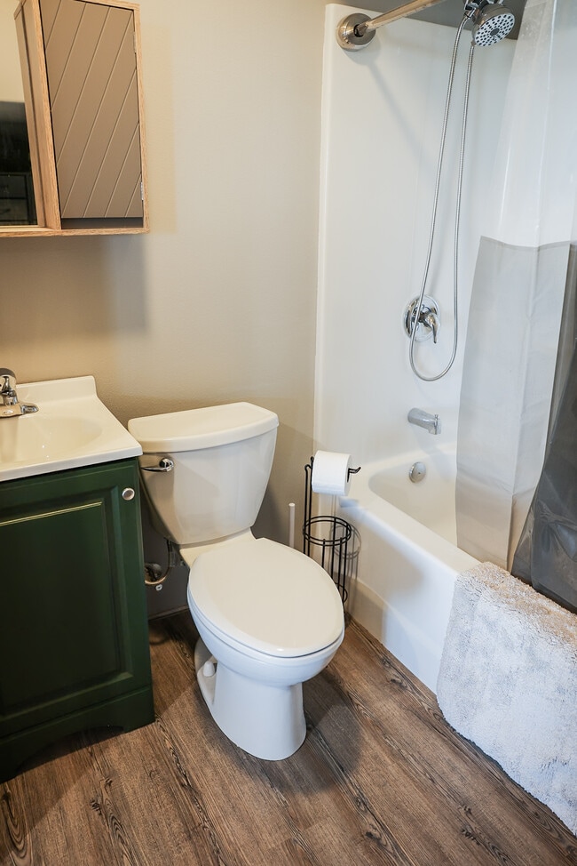 Building Photo - 45 Butch Cassidy Loop