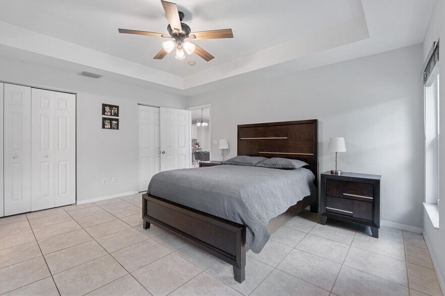 Building Photo - 6791 Lantern Key Dr