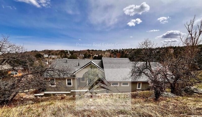 Building Photo - 240 Haversham Dr