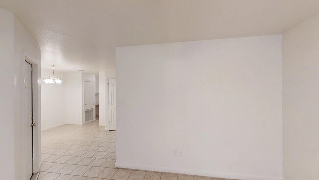 Building Photo - ALL TILE DUPLEX IN NOLANVILLE!!!
