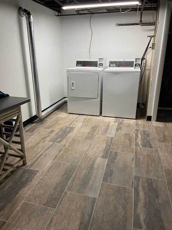 Building Photo - 211 Chestnut St