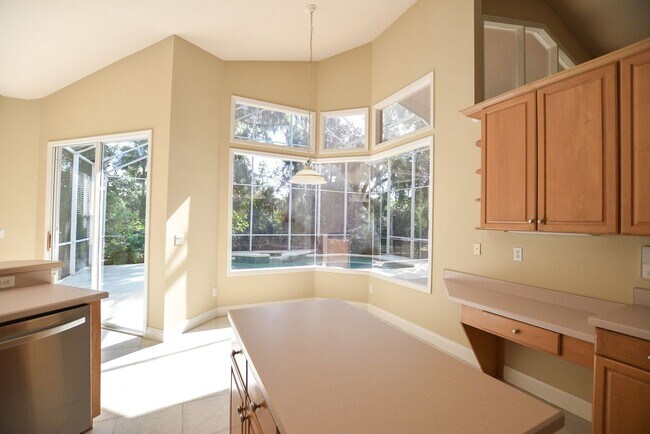 Building Photo - 5313 Lake Bluff Terrace