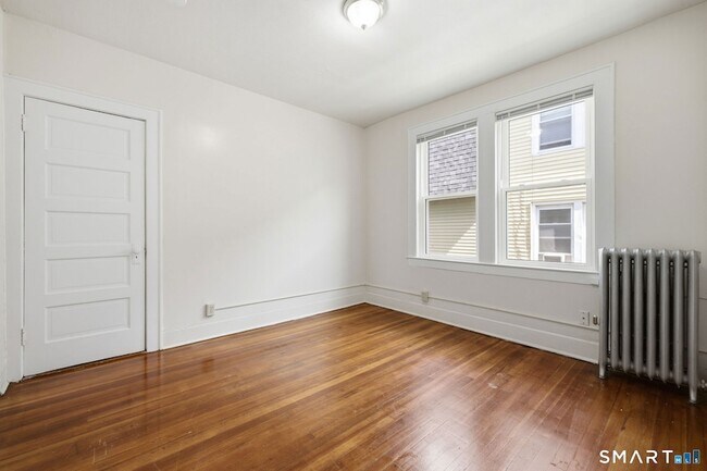Building Photo - 232 Enfield St
