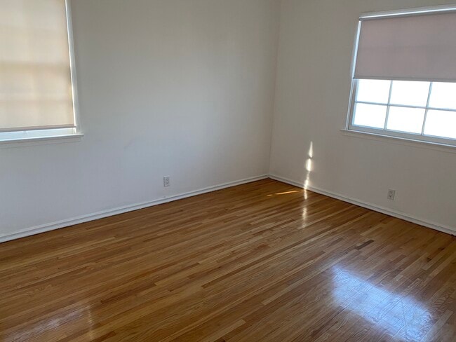 Building Photo - 5243 Wilkinson Ave