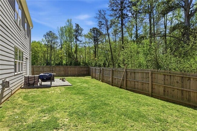 Building Photo - 296 Maple Brook Dr