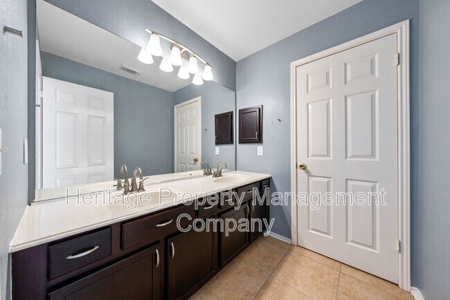 Building Photo - 3102 Sable Crossing