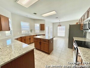 Building Photo - 18310 Redwood Path
