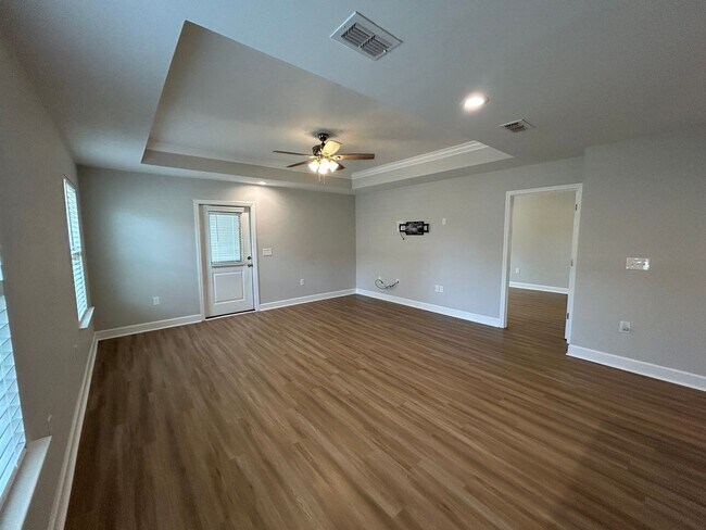 Building Photo - Brand New Single Family Home!