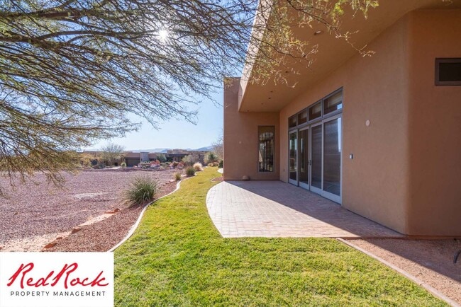 Building Photo - Incredible 4 Bedroom, 4 Bathroom FULLY FURNISHED Property in Entrada with a Private Pool!! 18 Mon...