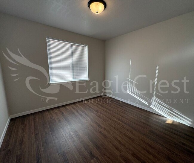 Building Photo - Herbert PL