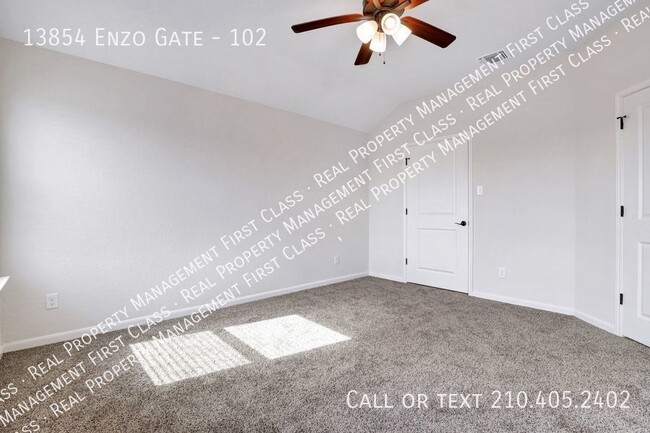 Building Photo - Come see this Alamo Ranch area oasis!