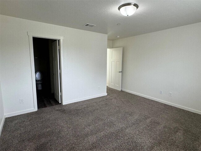 Building Photo - 12603 Telge Rd