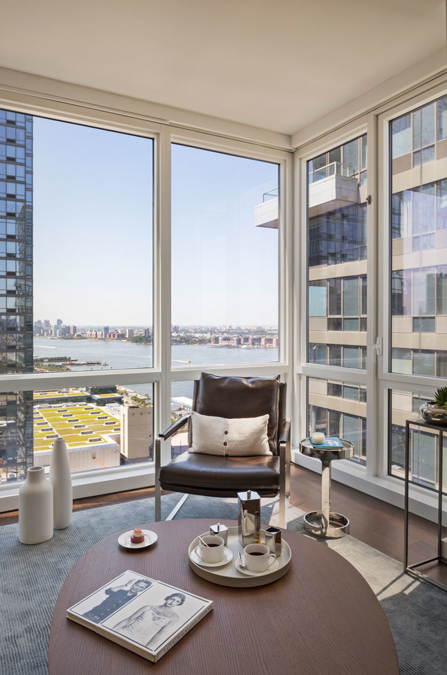 Sky - New York, NY | Apartment Finder